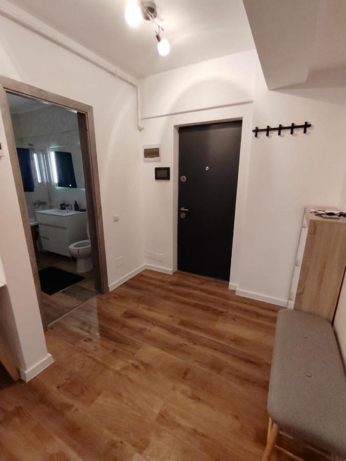 B&I Apartment Floreşti Esterno foto